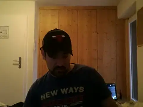 benjul63 online show from 01-10-25, 03:37