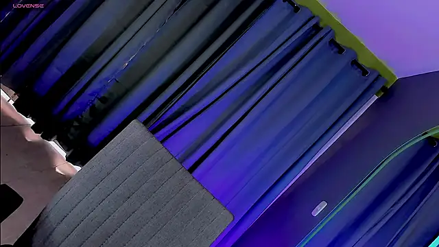 gatitavenecis online show from 02-04-25, 07:55