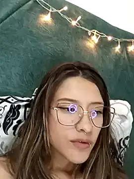 Gabby and Alice online show from 01-13-25, 02:28