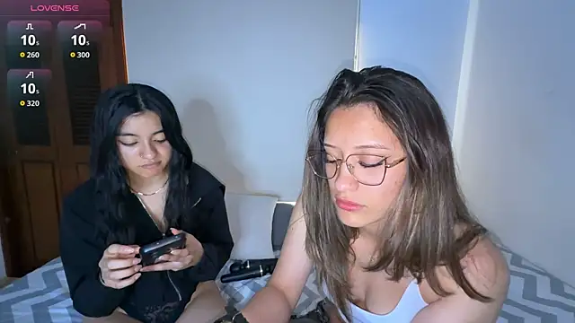 Gabby and Alice online show from 09-13-25, 07:46