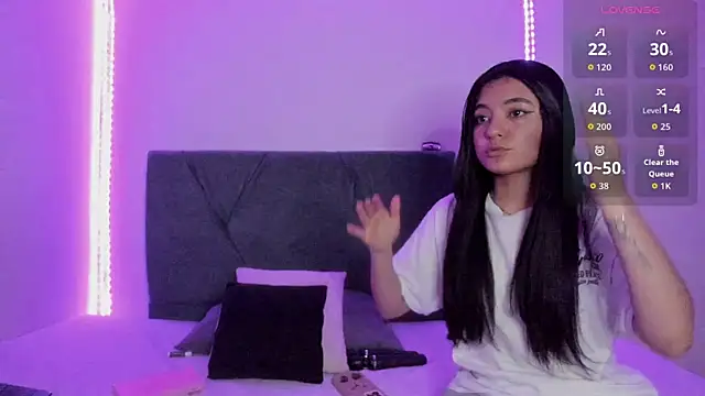 Gabby and Alice online show from 10-12-25, 05:01