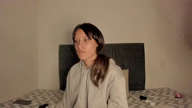 Gabby and Alice online show from 11-14-25, 10:51