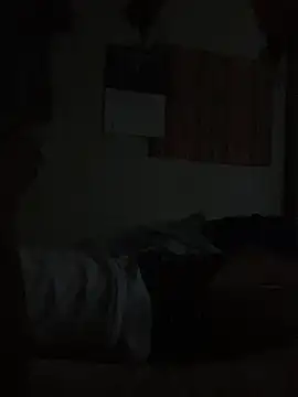 Johnras121 online show from 11-19-25, 04:12