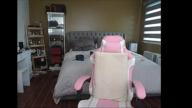 aya saki online show from 02-13-25, 07:35