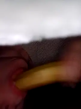 Snapshot of YuliannaFox chatting on 02-07-25, 10:09 YuliannaFox online show from 02-07-25, 10:09