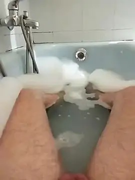 hexsmith96 online show from 12-16-24, 08:48