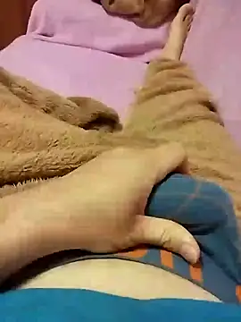 hexsmith96 online show from 12-20-24, 03:14