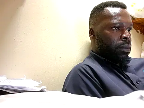 Snapshot of Touch_mysoul chatting on 10-21-25, 01:23 Touch mysoul online show from 10-21-25, 01:23