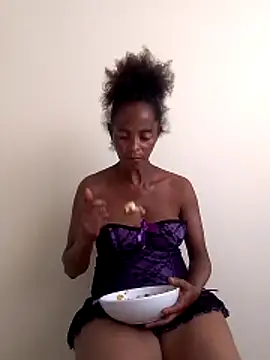 sweets 80 online show from 10-19-25, 12:17