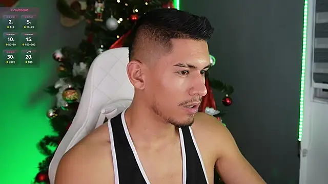 Aaronfox x online show from 12-15-24, 05:34