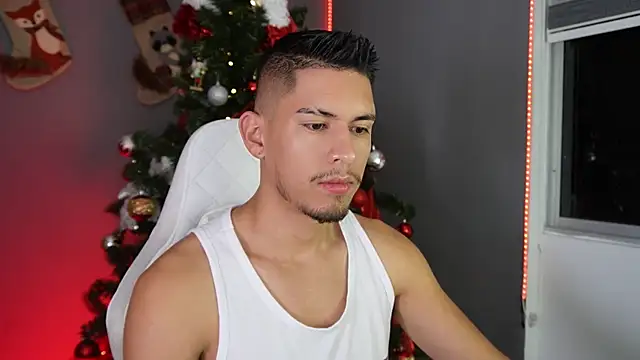 Aaronfox x online show from 12-15-24, 11:31