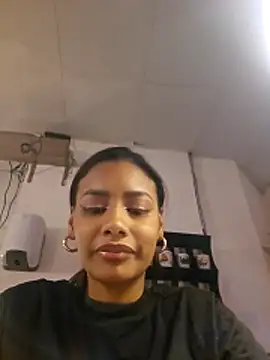 Snapshot of morena-399 chatting on 02-05-26, 06:56 morena-399 online show from 02-05-26, 06:56