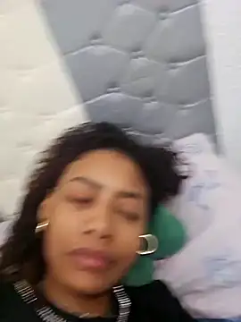 Snapshot of morena-399 chatting on 02-15-26, 10:14 morena-399 online show from 02-15-26, 10:14