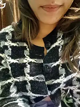 MIss-Naina online show from 12-15-24, 11:31