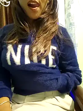 MIss-Naina online show from 12-25-24, 09:56
