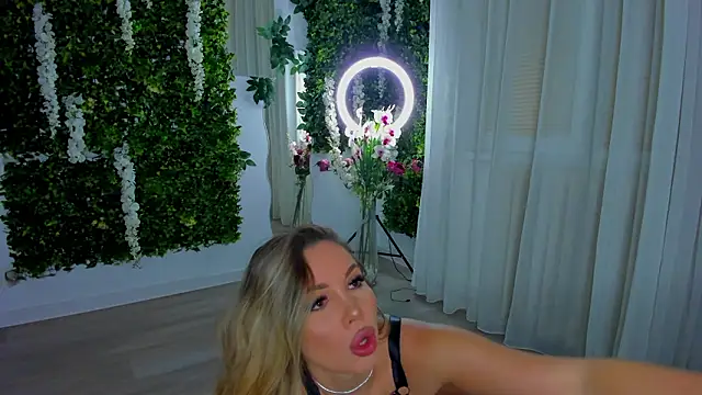 VivienCarter online show from 03-03-26, 03:45