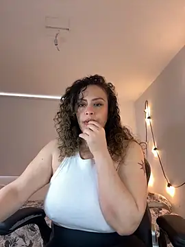 Elizabeth Dupont online show from 11-02-25, 05:15