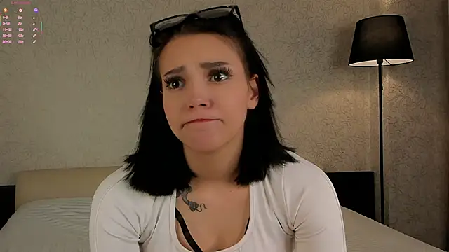 WildaBendell online show from 11-21-25, 11:42