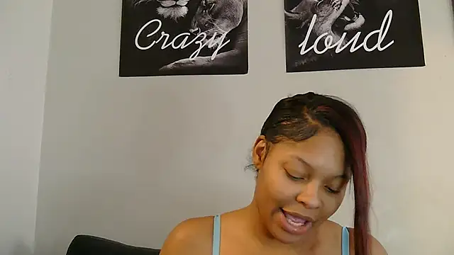 Snapshot of exotic__couple chatting on 01-20-25, 03:28 exotic couple online show from 01-20-25, 03:28