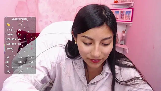 Cailee Mansour online show from 10-22-25, 08:41