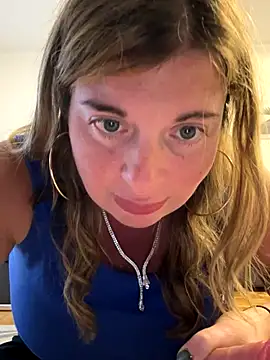 Lombada online show from 10-27-25, 01:48