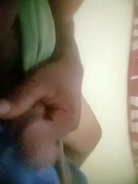 Snapshot of sadunt chatting on 11-10-25, 05:28 sadunt online show from 11-10-25, 05:28