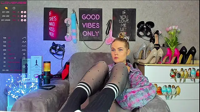 HannaKorsak online show from 12-17-24, 07:26