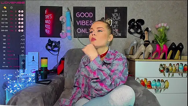 HannaKorsak online show from 12-18-24, 06:57