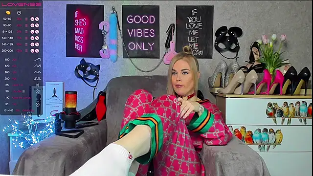 HannaKorsak online show from 03-02-25, 05:14