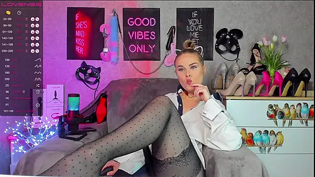 HannaKorsak online show from 03-09-25, 05:17