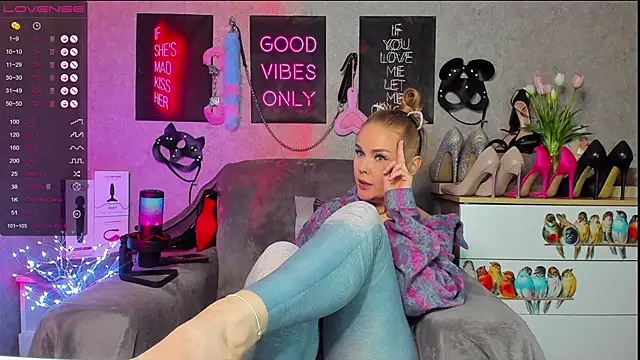 HannaKorsak online show from 03-12-25, 09:24