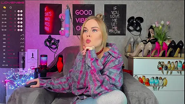HannaKorsak online show from 03-16-25, 06:23