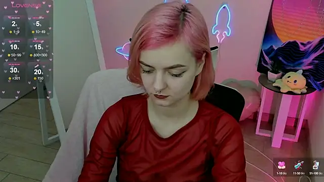 Fire Bestie online show from 02-18-25, 07:52