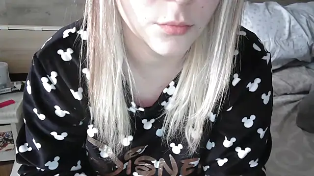 LaRa forU online show from 02-17-25, 12:38