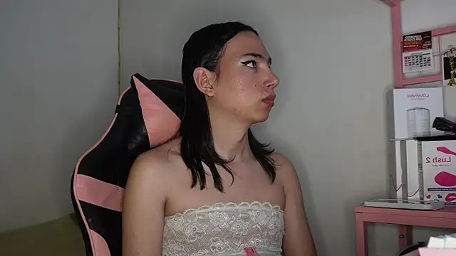 Flaream angel online show from 10-30-25, 09:26