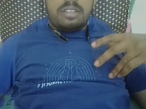 Snapshot of ballandnuts chatting on 02-01-26, 01:42 ballandnuts online show from 02-01-26, 01:42