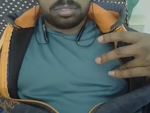 Snapshot of ballandnuts chatting on 02-03-26, 04:12 ballandnuts online show from 02-03-26, 04:12