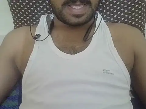 Snapshot of ballandnuts chatting on 02-20-26, 02:50 ballandnuts online show from 02-20-26, 02:50