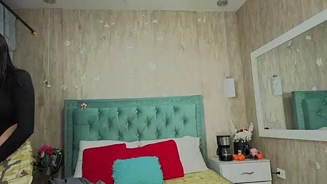 Snapshot of Marcelaa_fox chatting on 02-11-26, 07:30 Marcelaa fox online show from 02-11-26, 07:30