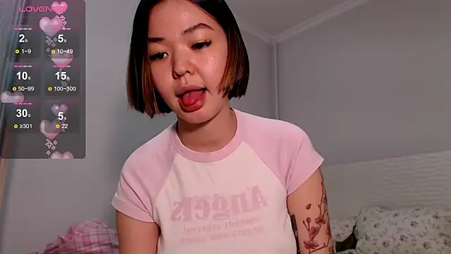 osaka nia online show from 11-09-25, 03:21