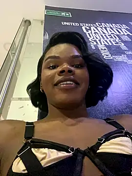 CamiEstrada online show from 09-26-25, 10:47