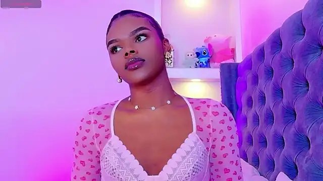 CamiEstrada online show from 11-21-25, 05:55