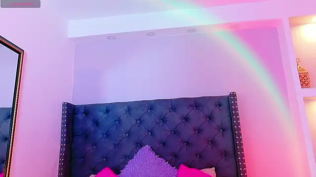 CamiEstrada online show from 01-17-26, 10:35