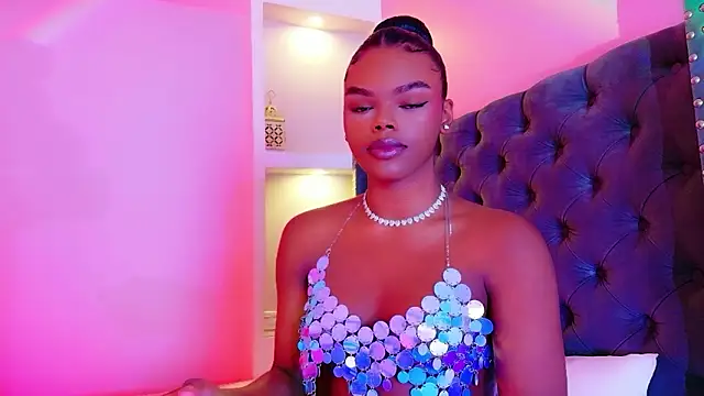 CamiEstrada online show from 02-11-26, 07:08