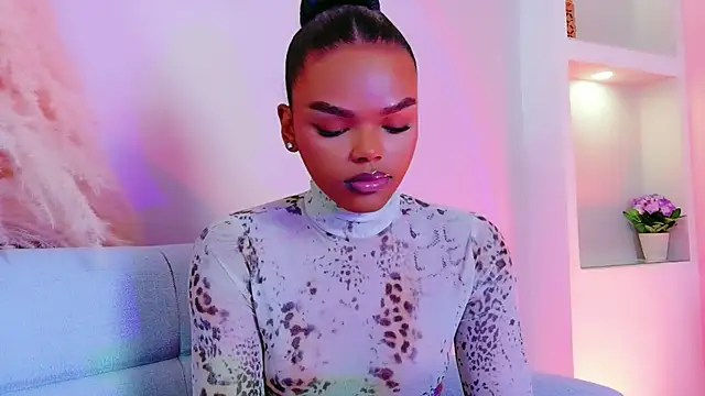 CamiEstrada online show from 02-12-26, 08:59