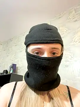 Cutekris online show from 11-10-25, 06:18