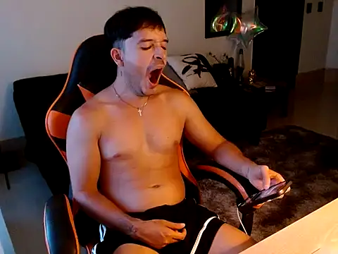 Snapshot of zeth_666 chatting on 10-15-25, 10:54 zeth 666 online show from 10-15-25, 10:54