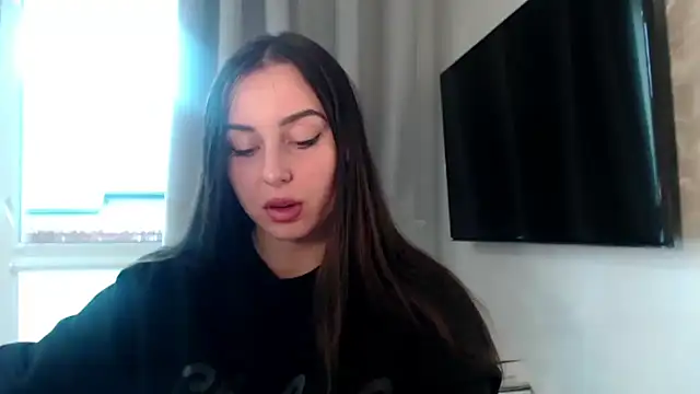 Snapshot of courtneyPerfect chatting on 10-16-25, 02:18 courtneyPerfect online show from 10-16-25, 02:18