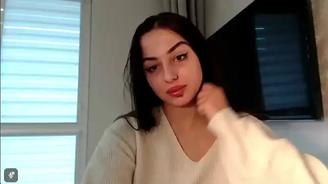 Snapshot of courtneyPerfect chatting on 11-12-25, 07:53 courtneyPerfect online show from 11-12-25, 07:53