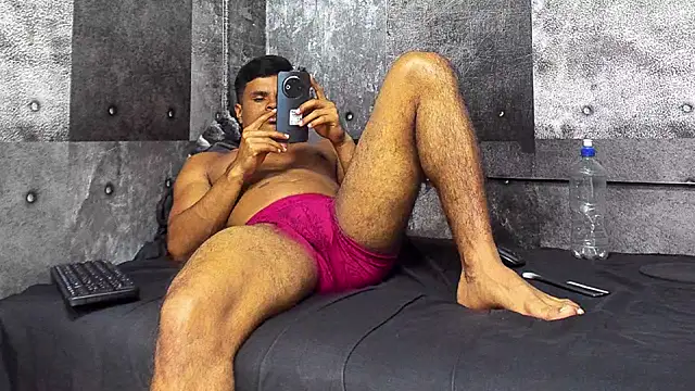 Derek Lustfordx online show from 02-25-25, 02:33